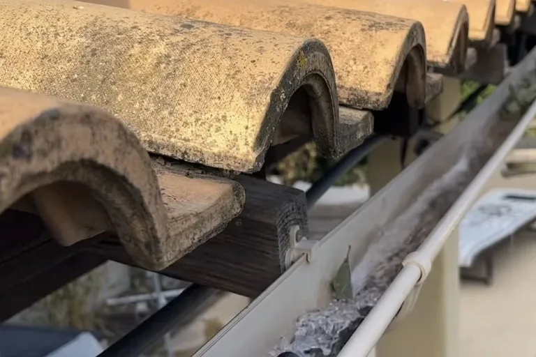Nettoyage de gouttières à Sainte-Luce-sur-Loire
